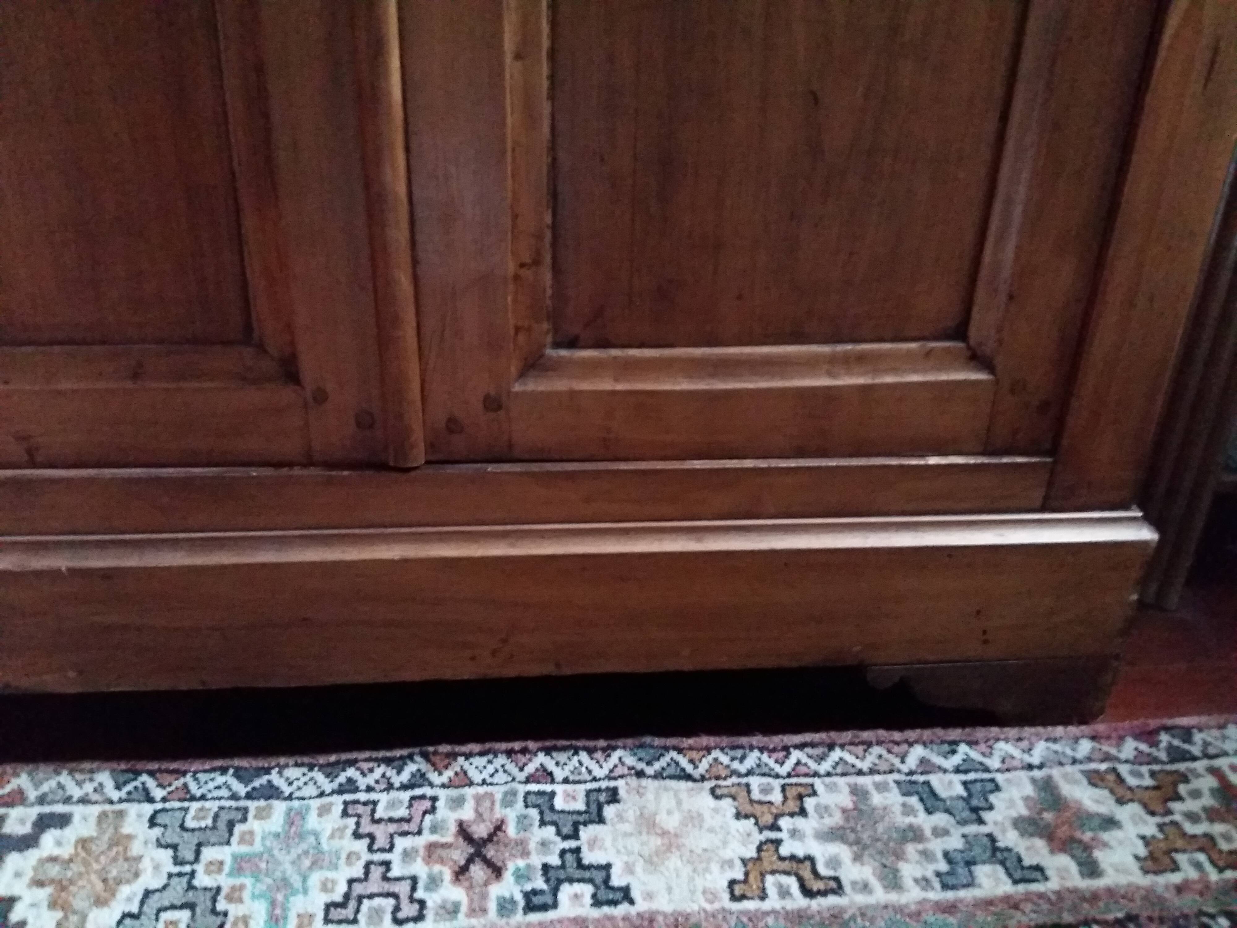 Double door wardrobe