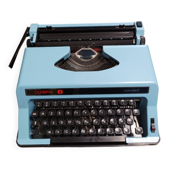 Machine à écrire Olympia Standard bleue pastel vintage révisée