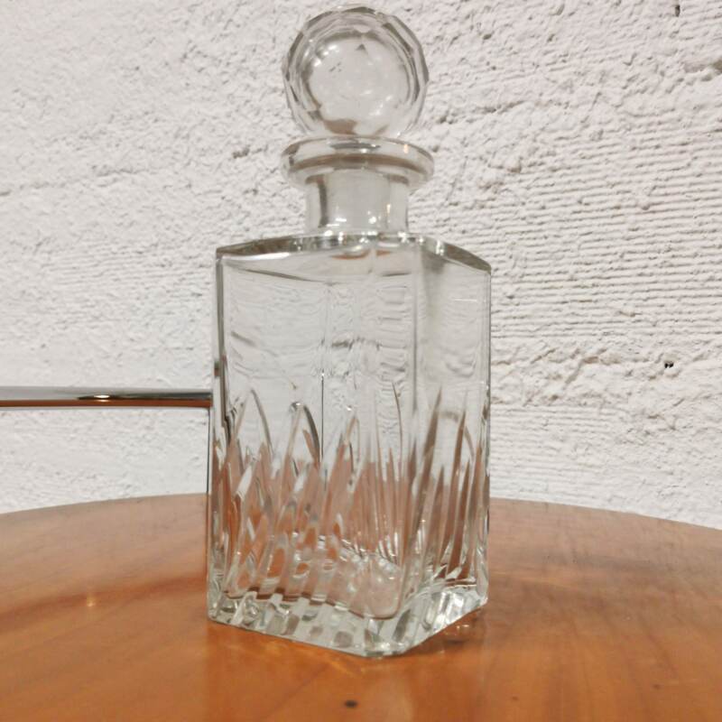Crystal whisky decanter