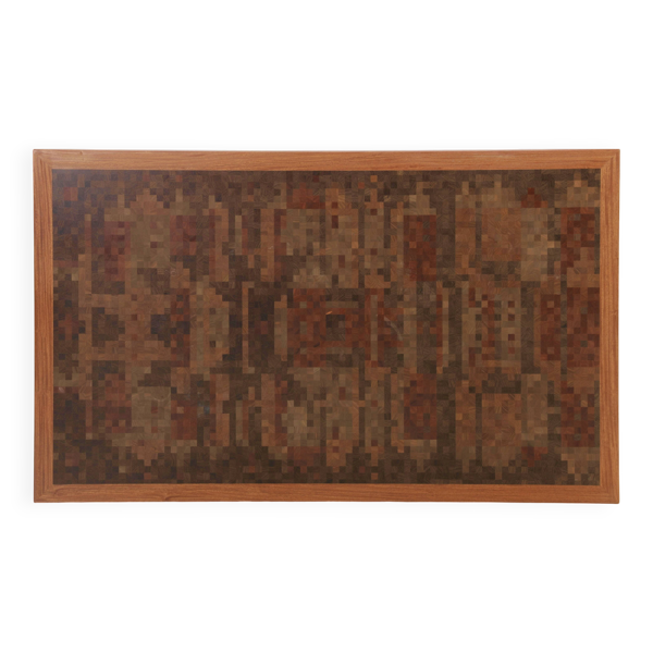 Grande table basse scandinave en marqueterie de bois debout
