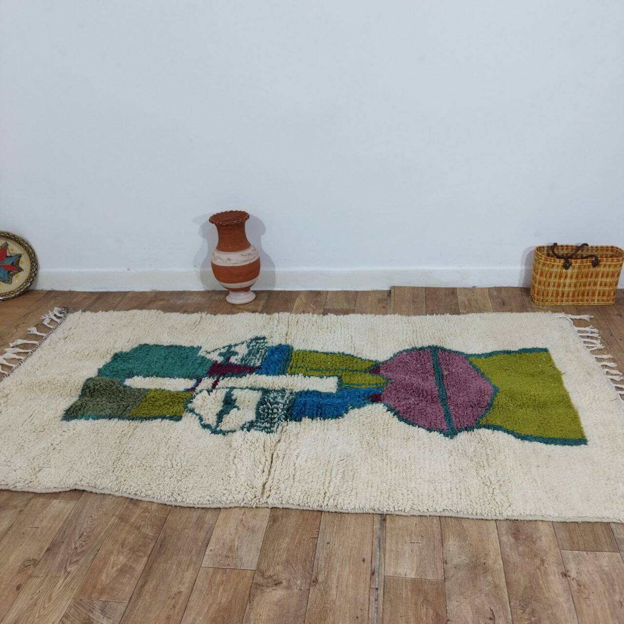 Handmade Moroccan Berber rug 260 x 133 cm
