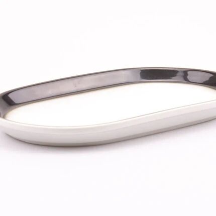 Superb small Mosa Maastricht tray in white and brown porcelain.