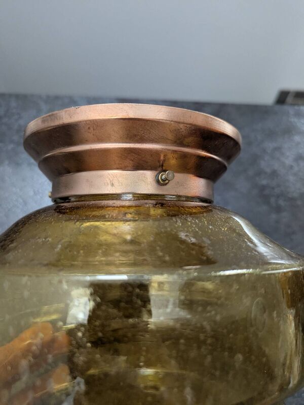 Ancien plafonnier lampe à poser globe verre ambré bullé Bahaus Art déc