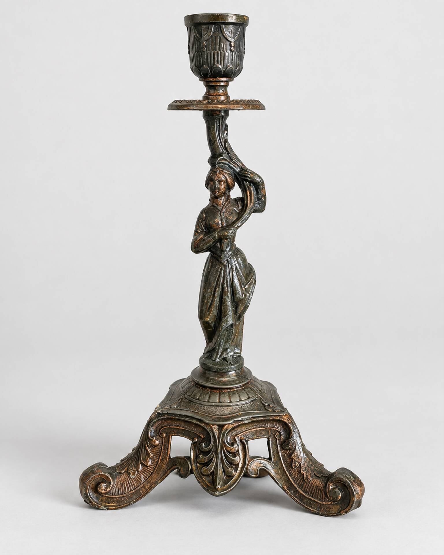 Ancien bougeoir XIXeme à figure féminine