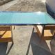 Bureau vintage design verre chrome double face en hêtre