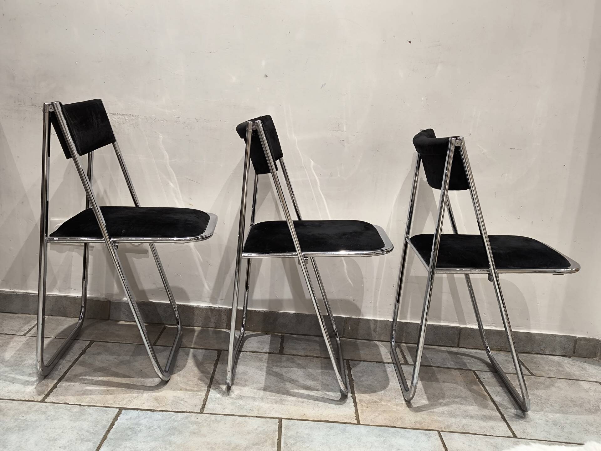 3 Tamara folding chairs from the 1970s