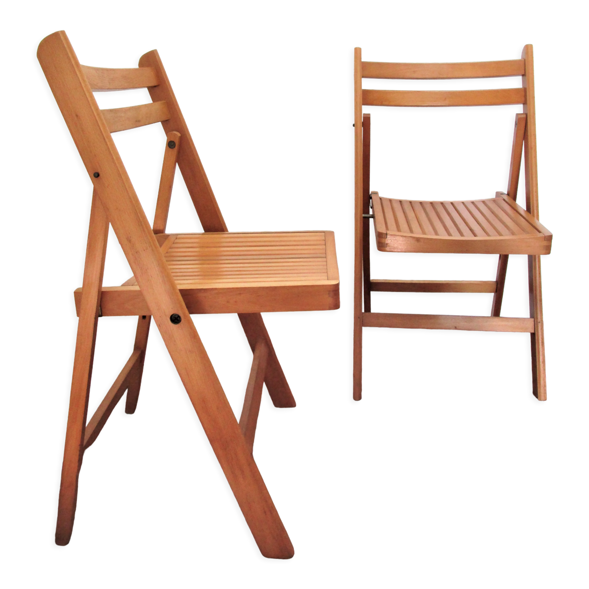 Pair of folding chairs with vintage solid wood slats