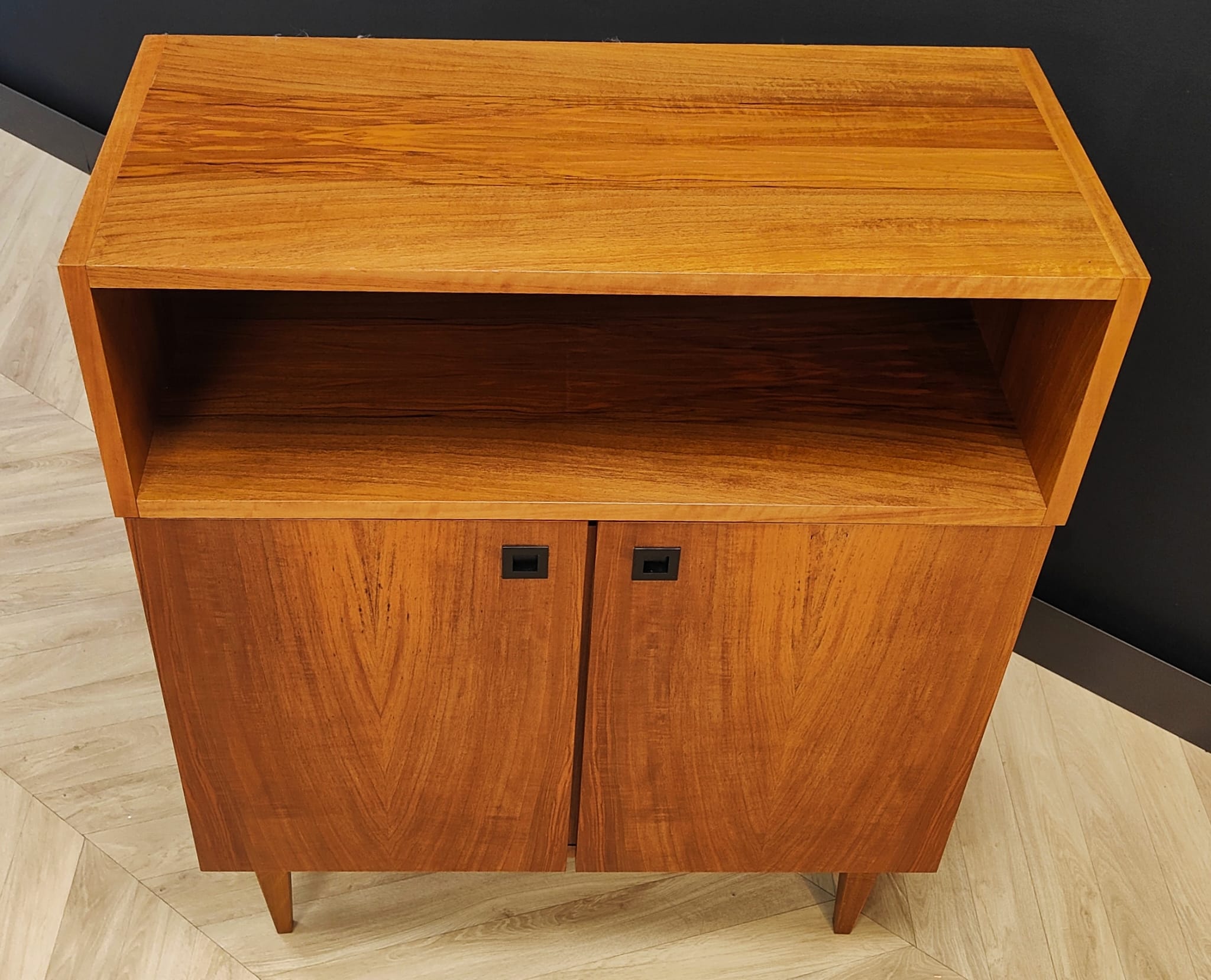 Mid century cabinet