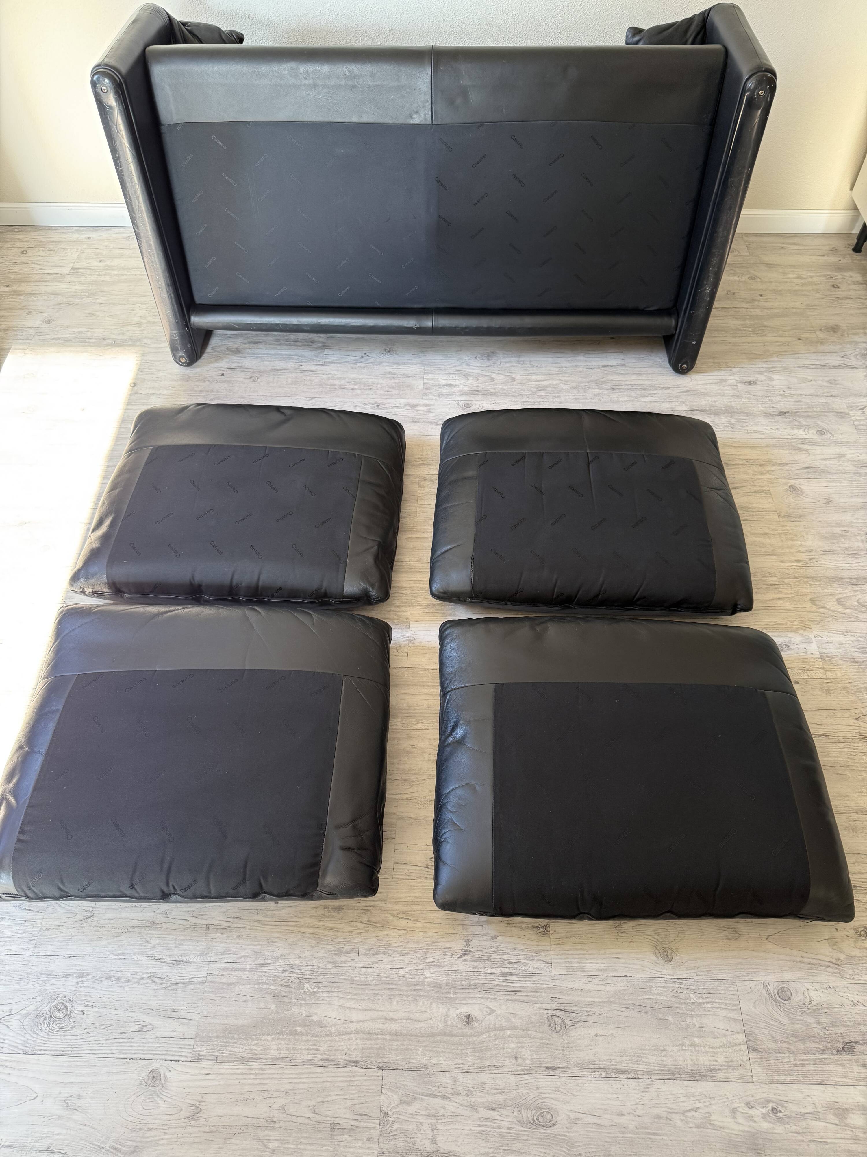 Maralunga leather canapés by Vico Magistretti for Cassina