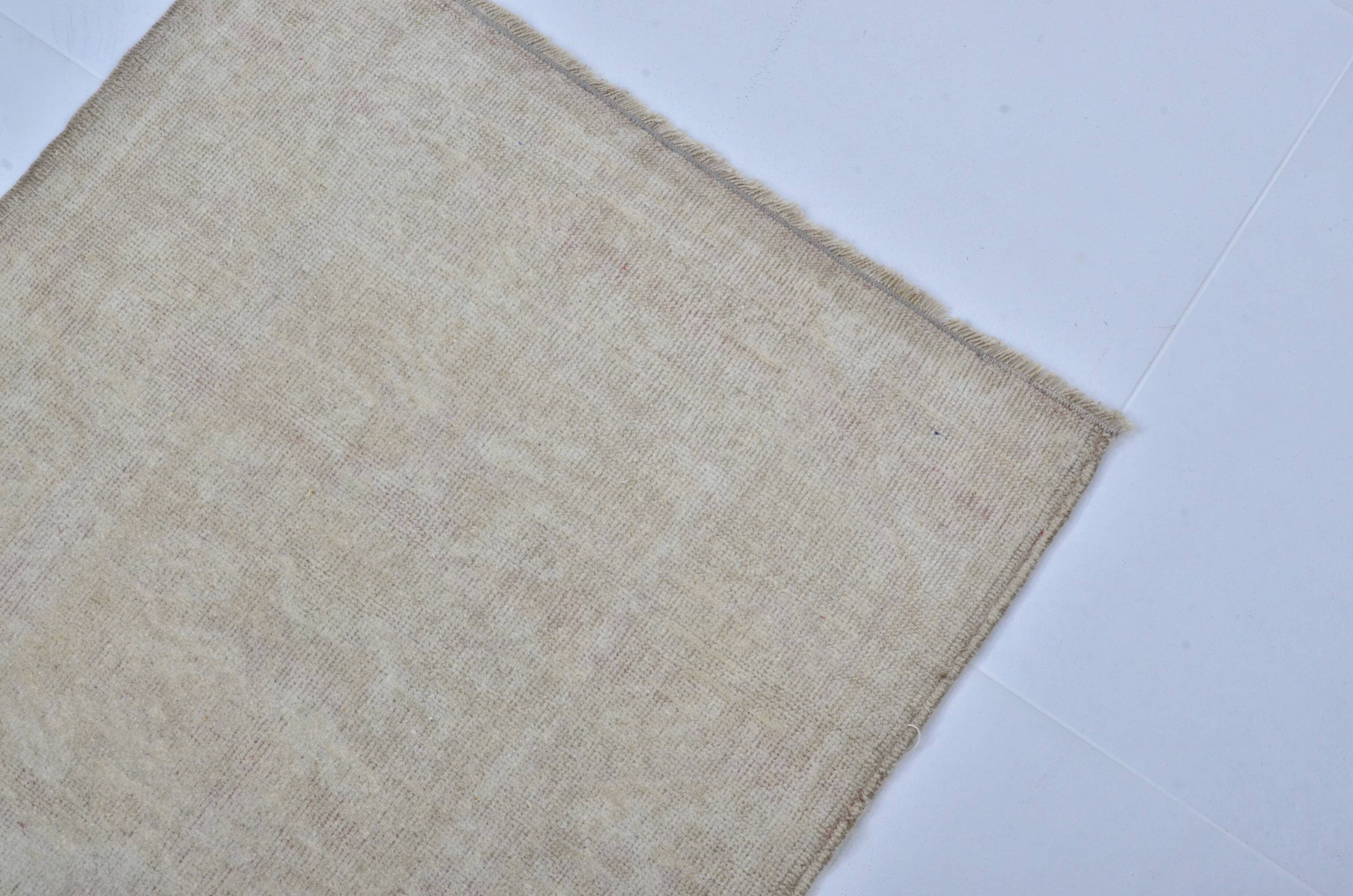 Handwoven Decorative Oushak Rug