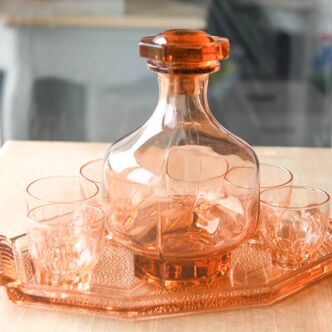 Pink art deco liquor service