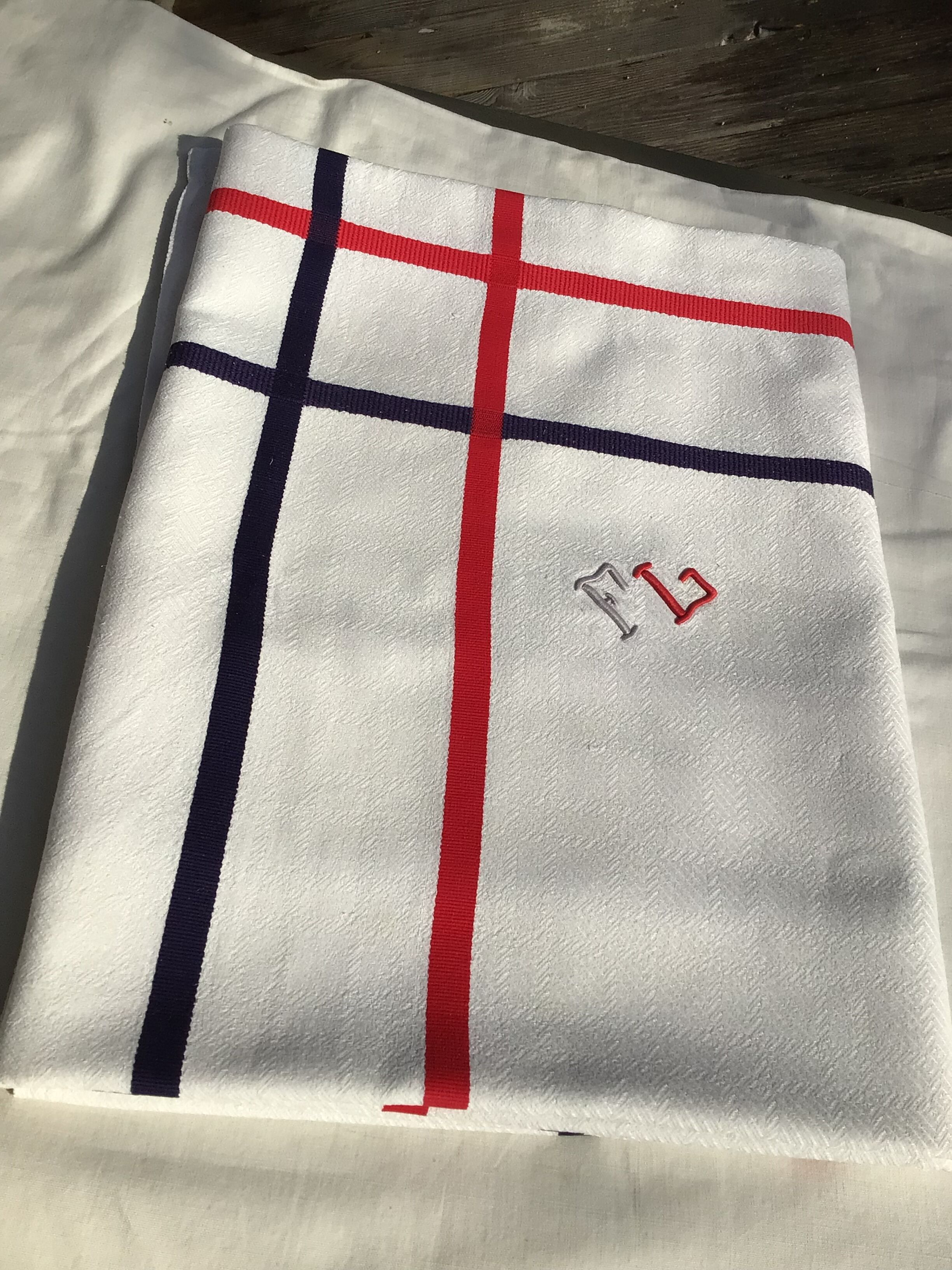 Embroidered tablecloth FL rectangle basque fabric navy and red