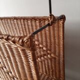 Door vintage rattan magazine