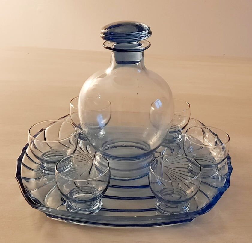 Service à liqueur en verre bleu vintage