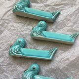 Duck-shaped ceramic knife rest