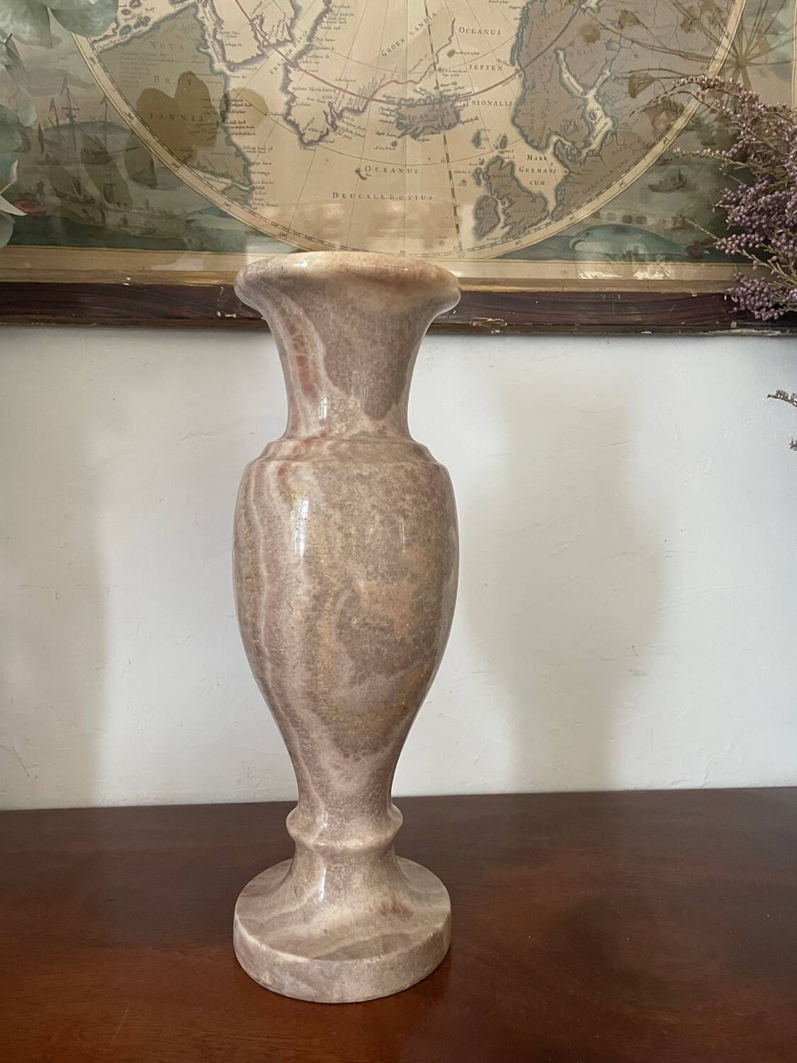 Onyx vase 30cm