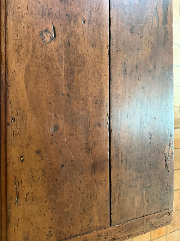 Buffet ancien bois massif rénové
