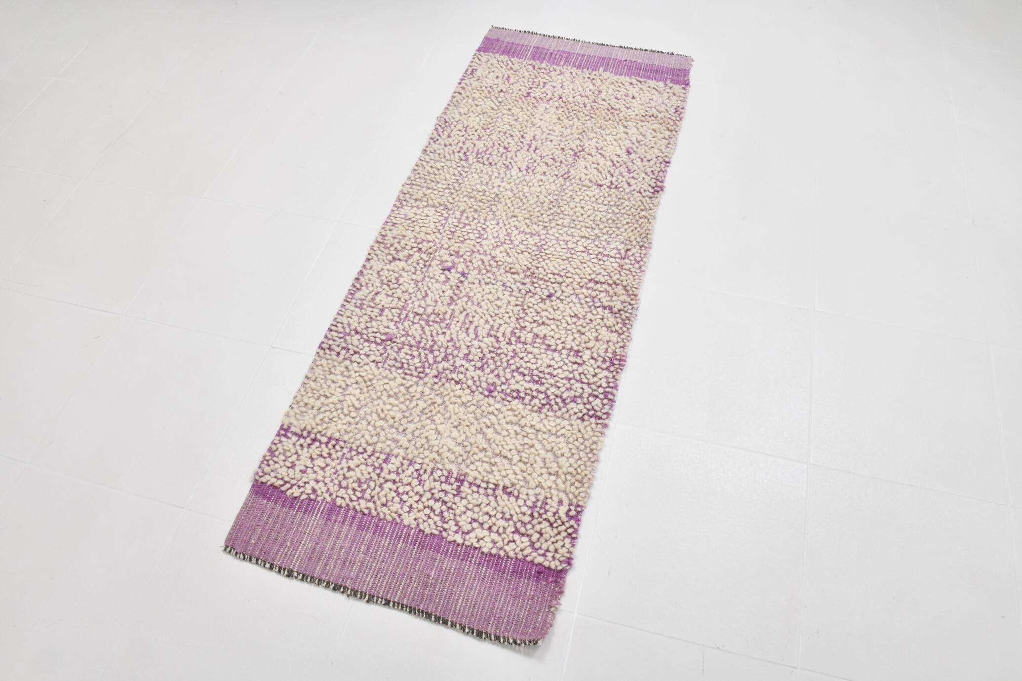 2x6 Modern Pink Vintage Runner Rug, 68x178Cm