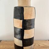 Sejnane terracotta vase