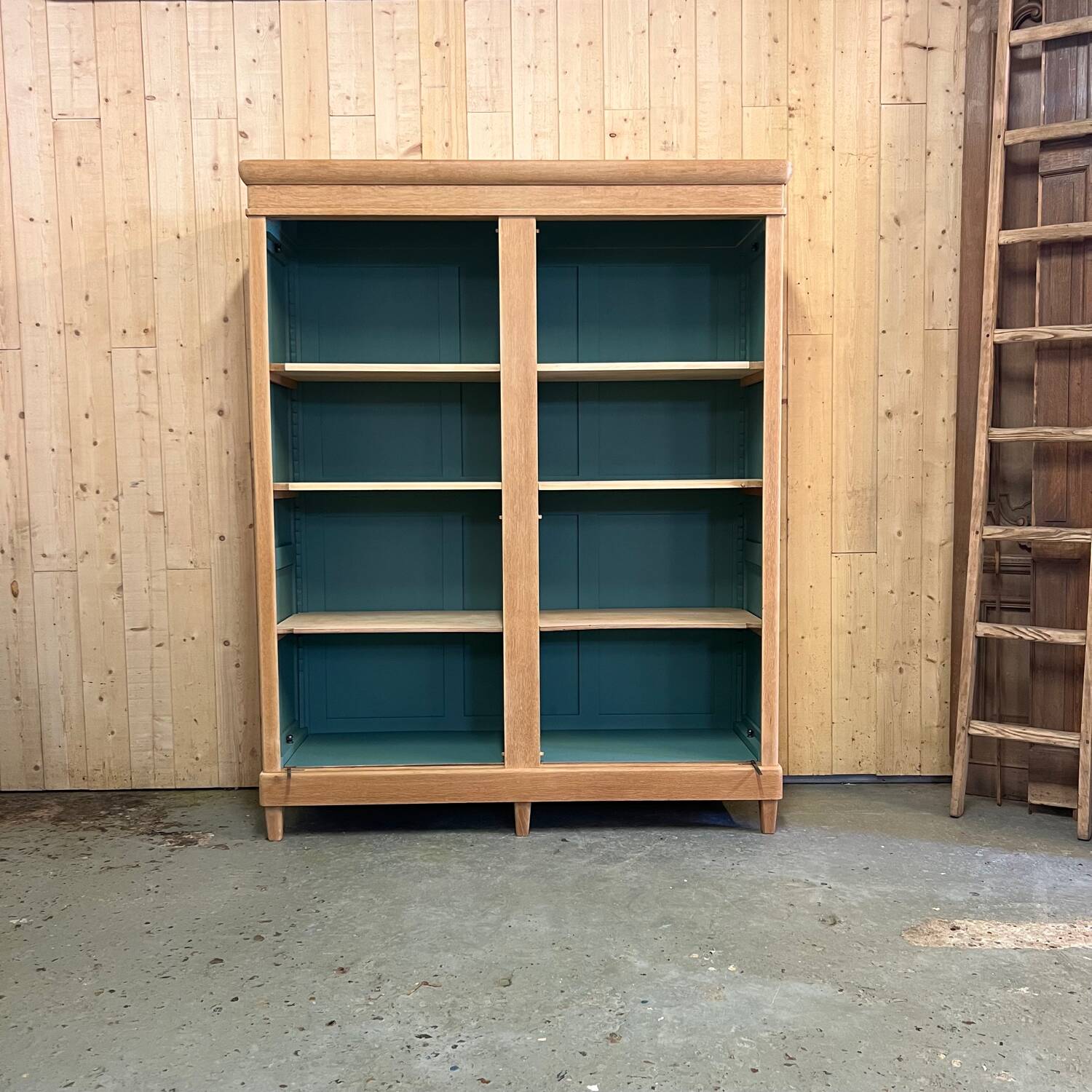 Vintage oak display case, removable