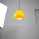 Lampe à suspension italienne du milieu du siècle en verre jaune et laiton