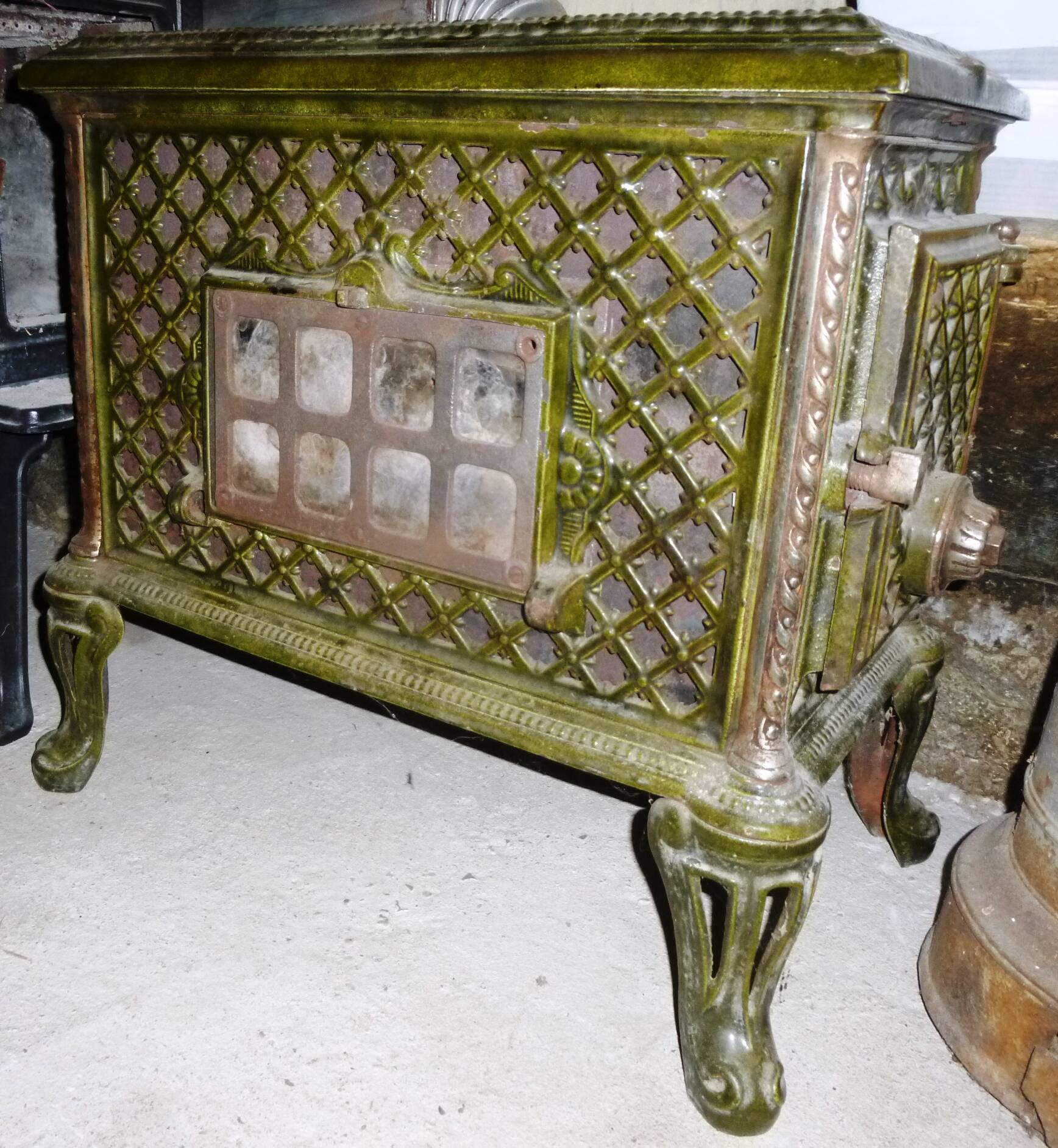 Godin “Heater” stove