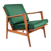 Restored Scandinavian armchair, an icon of the 60s, velvet.