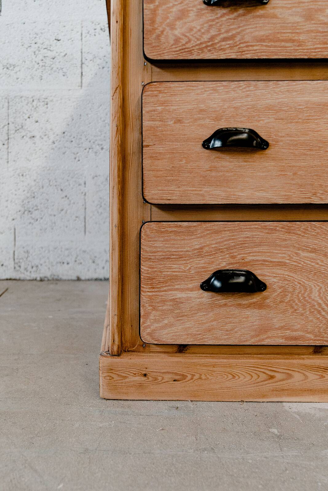 Wooden trade counter