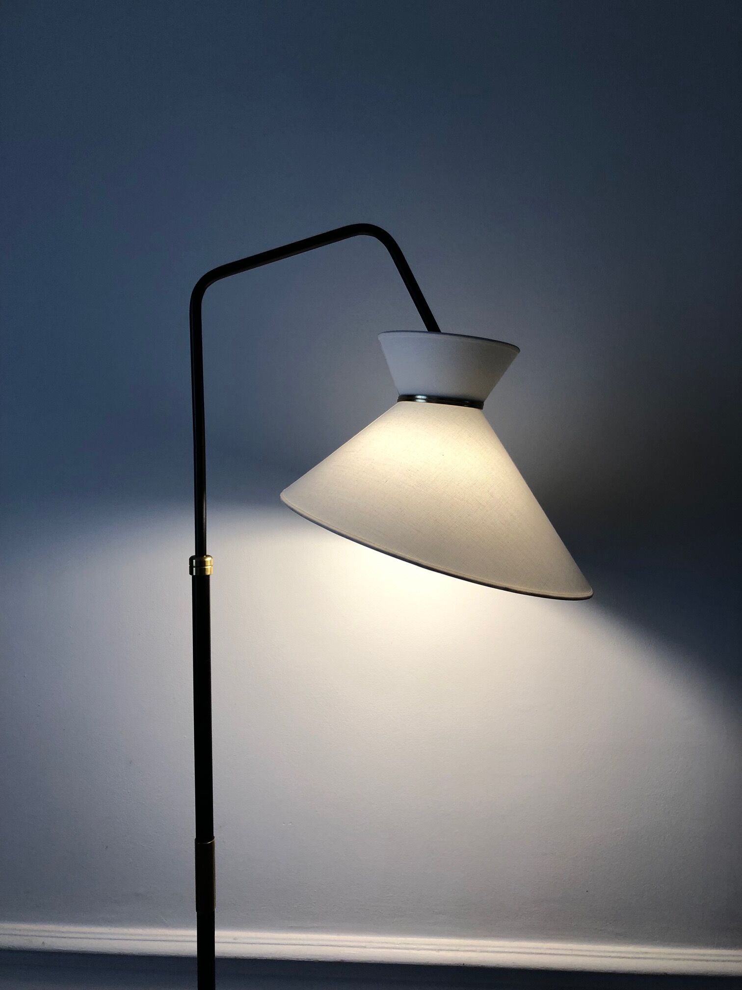 lampadaire e-reader mounts drop diabolo 1950 - 1960