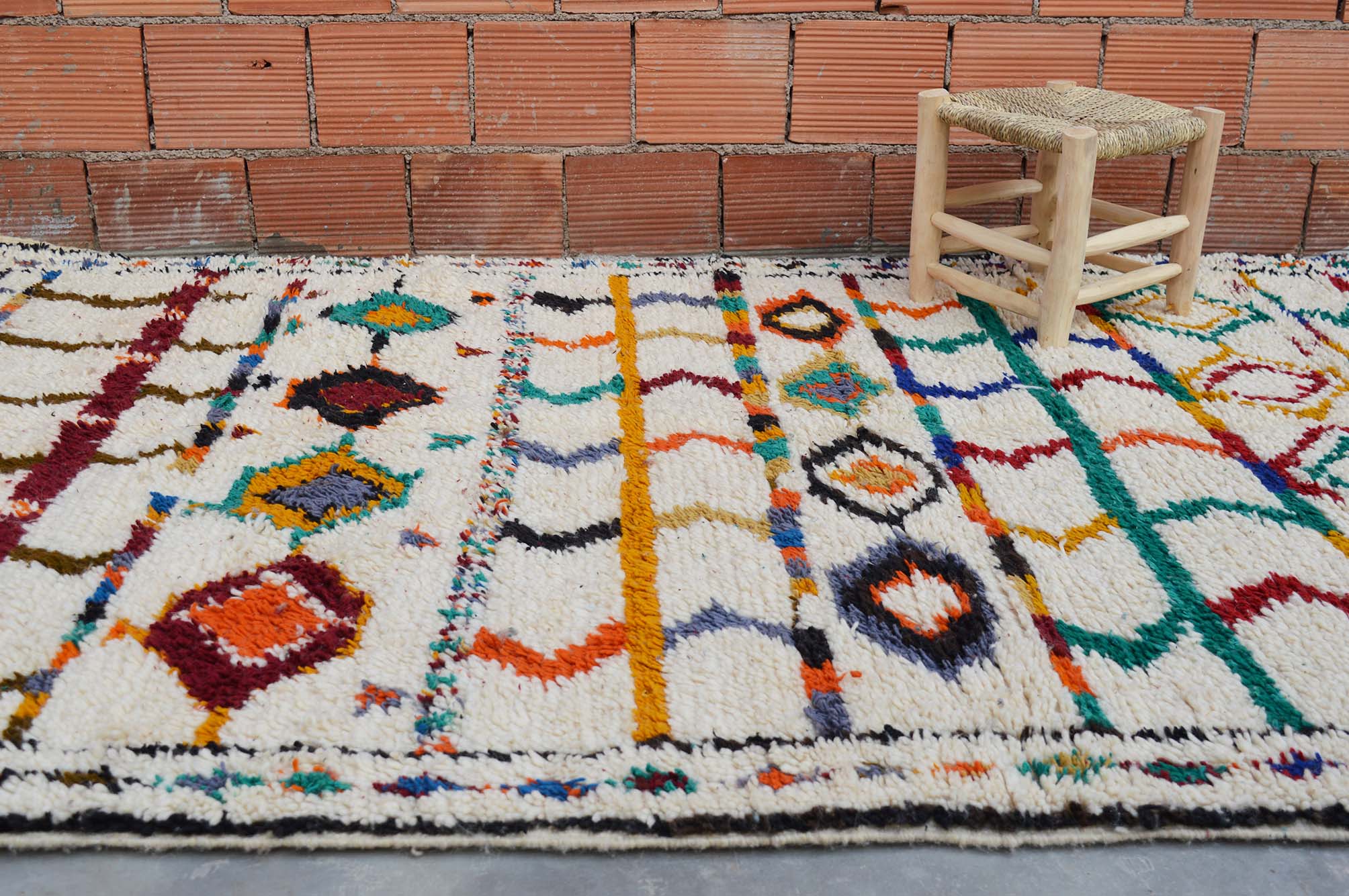Tapis berbère coloré  269 x 158 cm