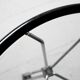 Table basse vintage en verre et acier
