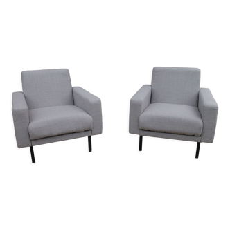 Pair of extendable armchairs