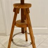 Workshop adjustable stool