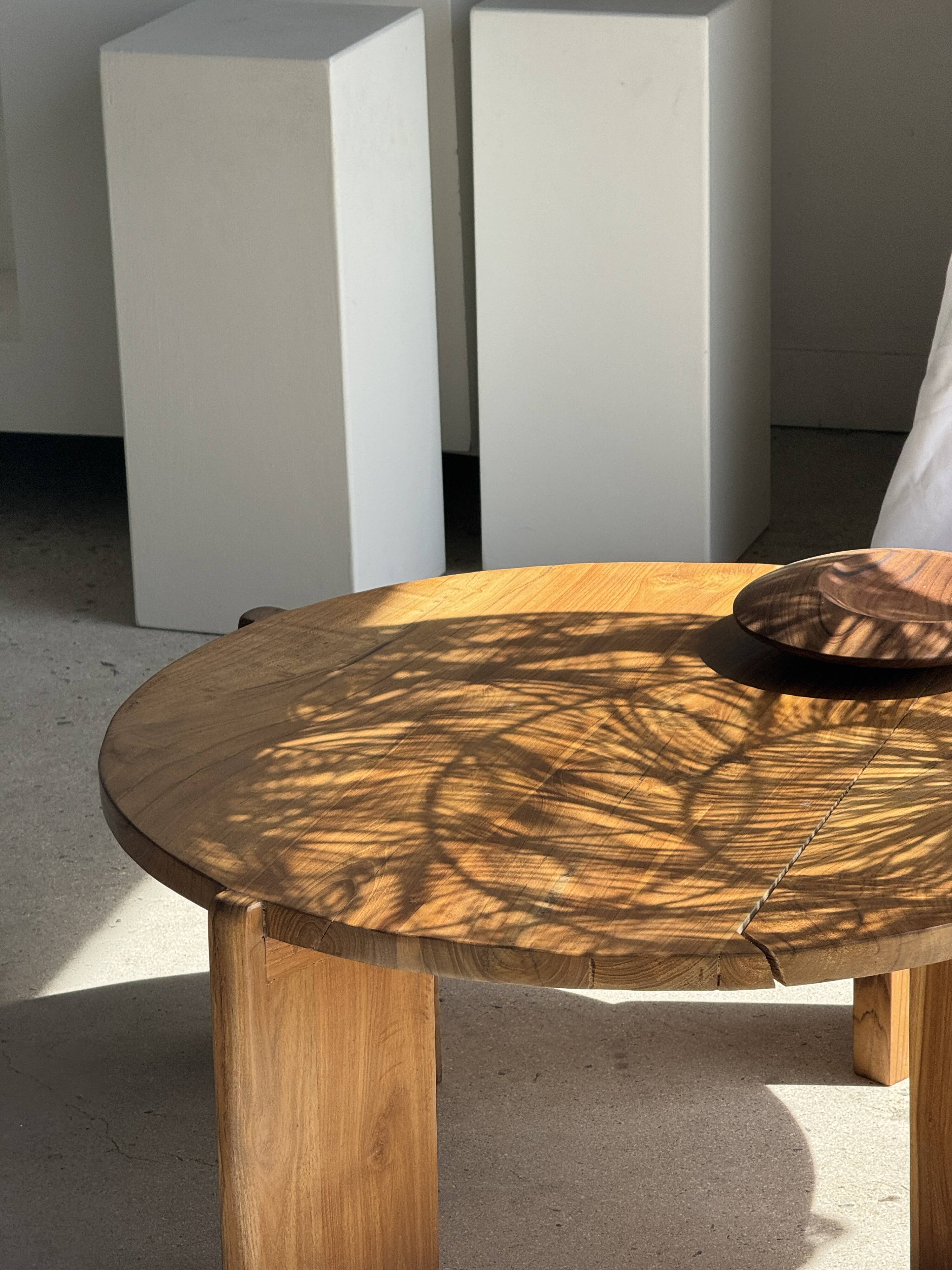 Suspension or rattan lampshade in an elongated spherical shape, layered H80 D