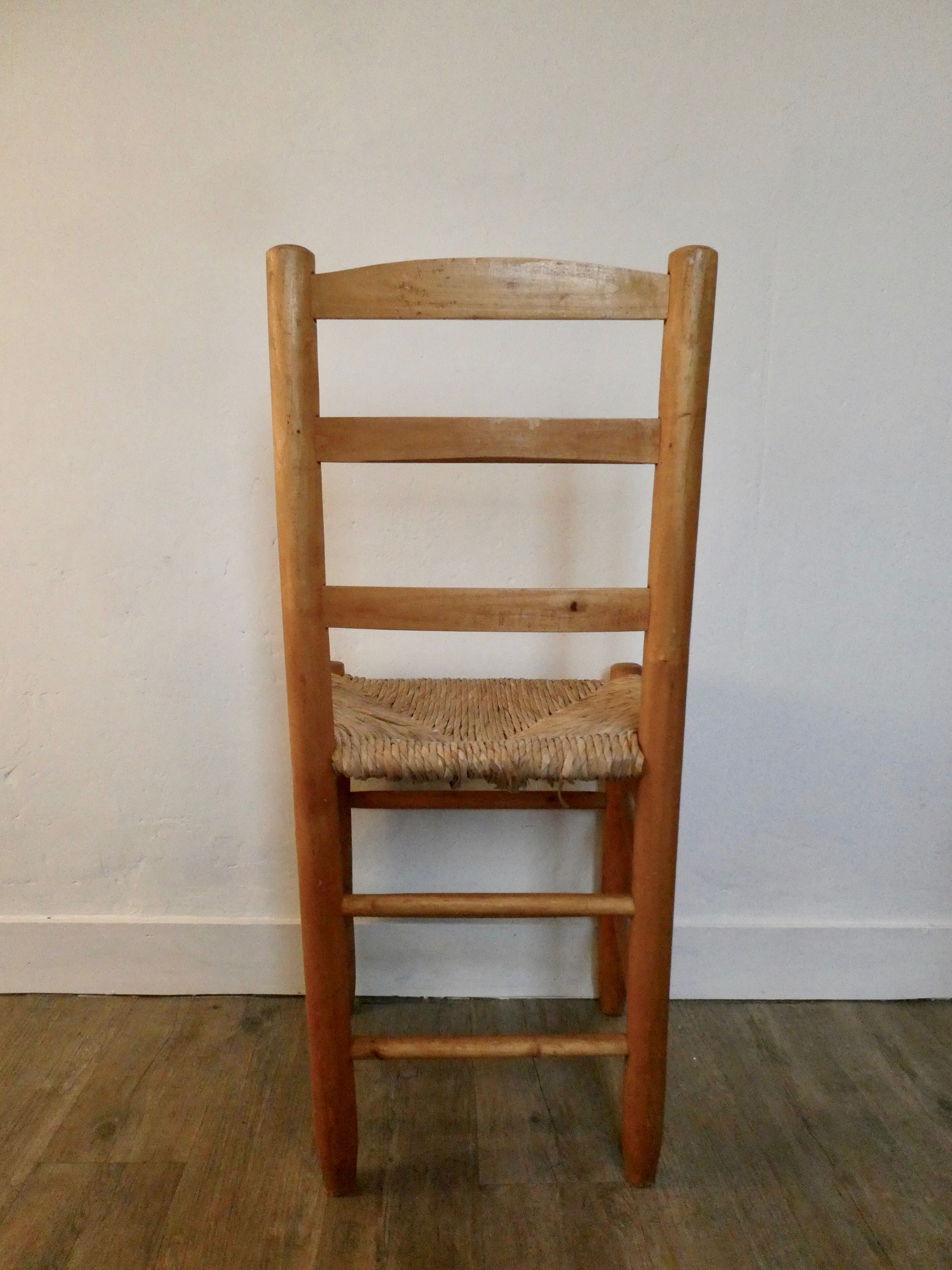 Light wooden chair and mulched seat, 50s-60s