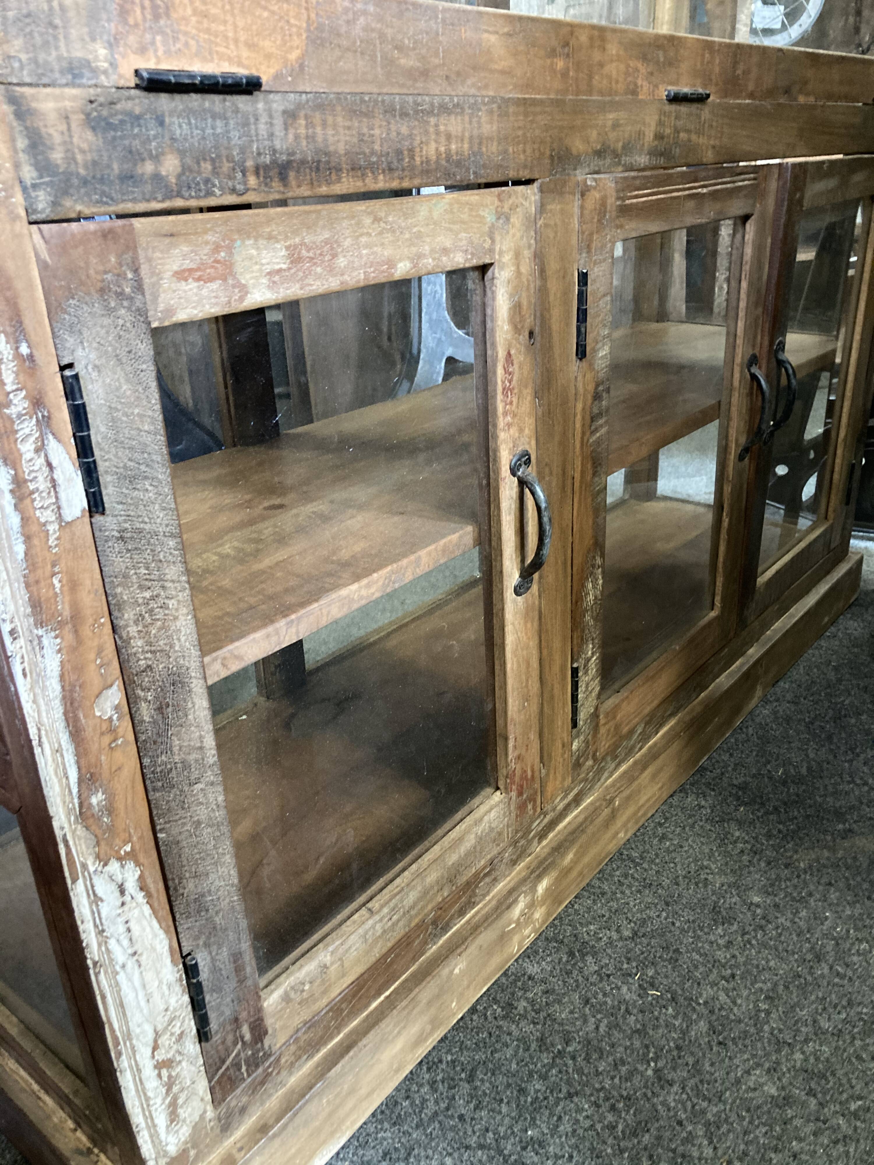Vitrine comptoir bois exotique