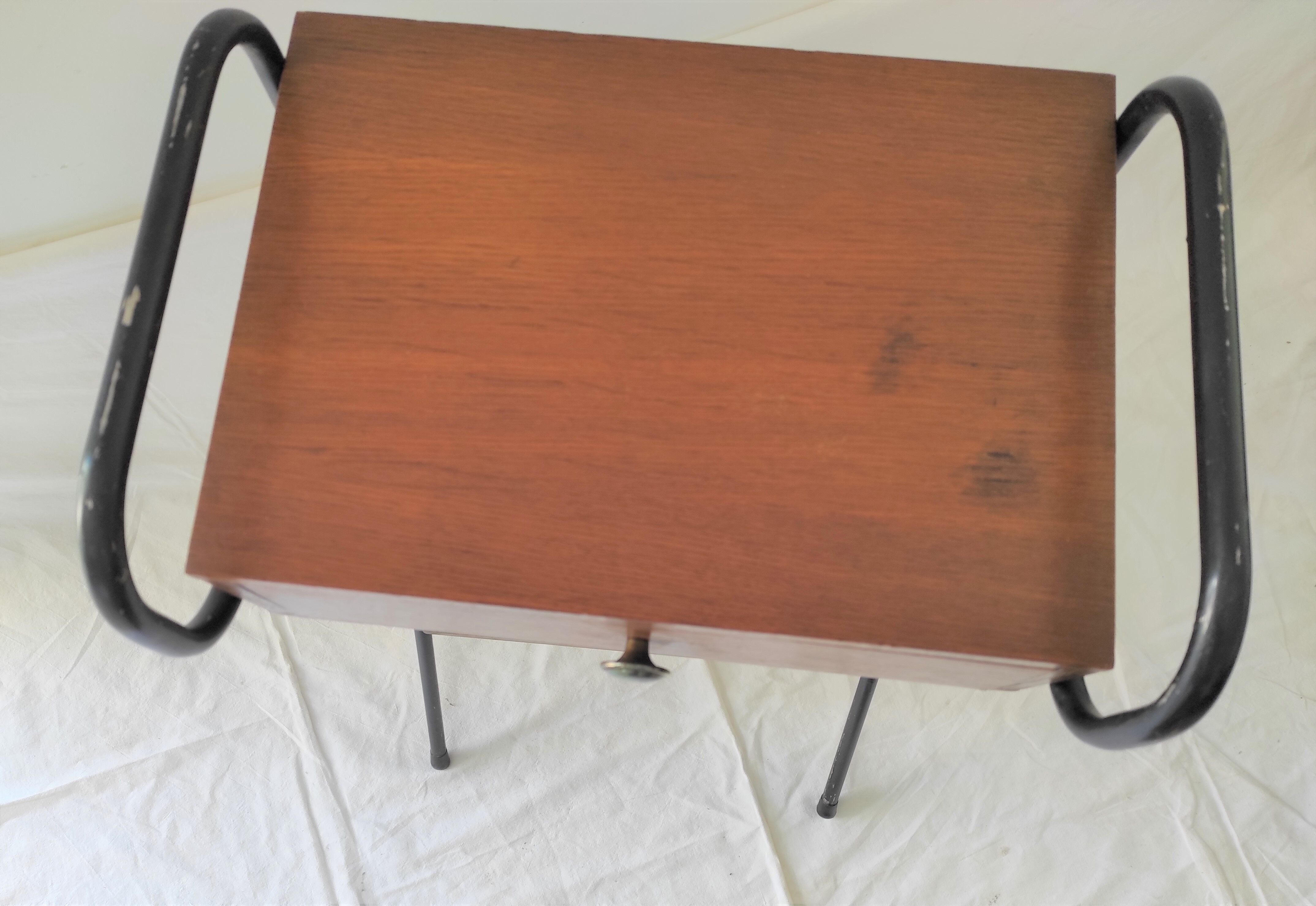 Beside with tiroir years 50