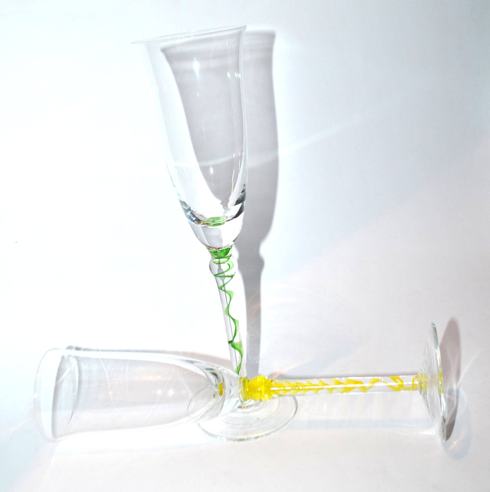 Murano set of 2 yellow green filigree glass champagne flutes