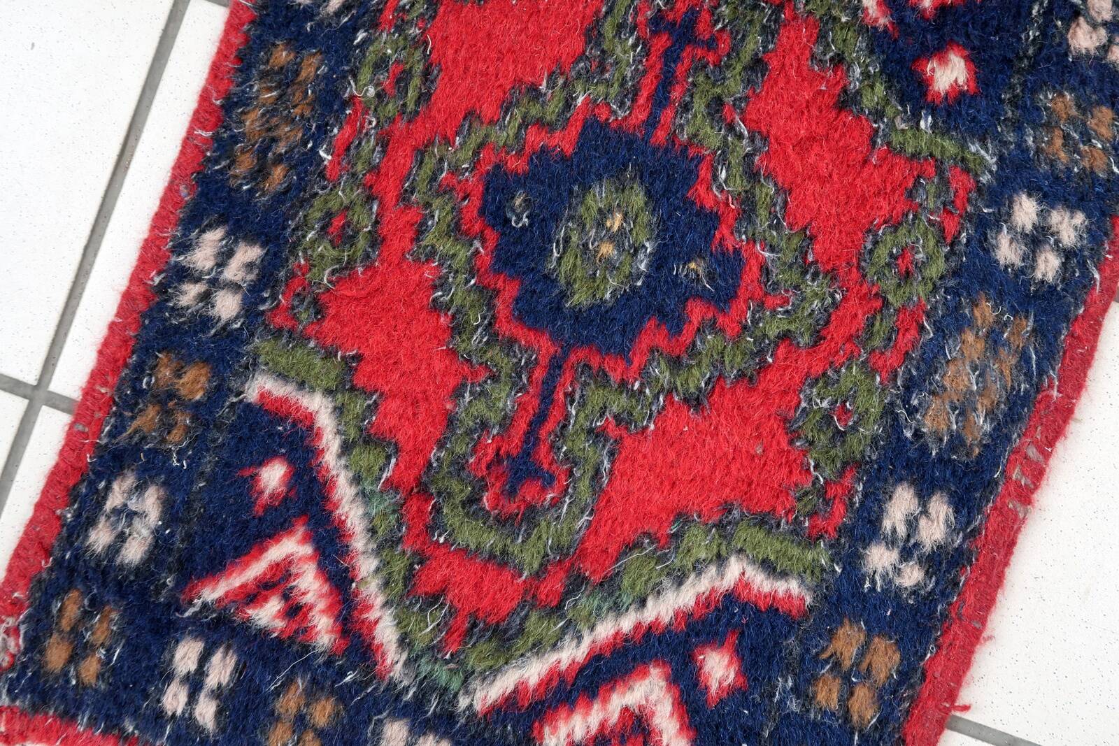 Tapis vintage du Moyen-Orient Hamadan fait main en laine – 40 x 58 cm 1970s
