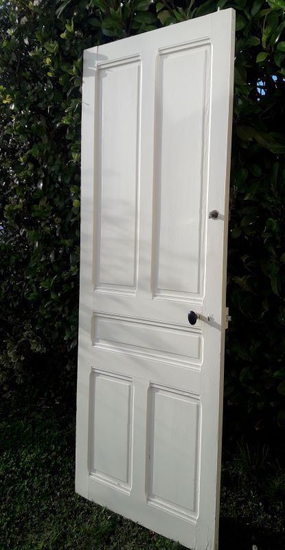 Communication door 82,2x217,8cm old molded