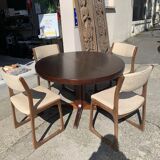 Table scandinave à rallonge avec 4 chaises