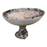 Reconstituted stone basin planter