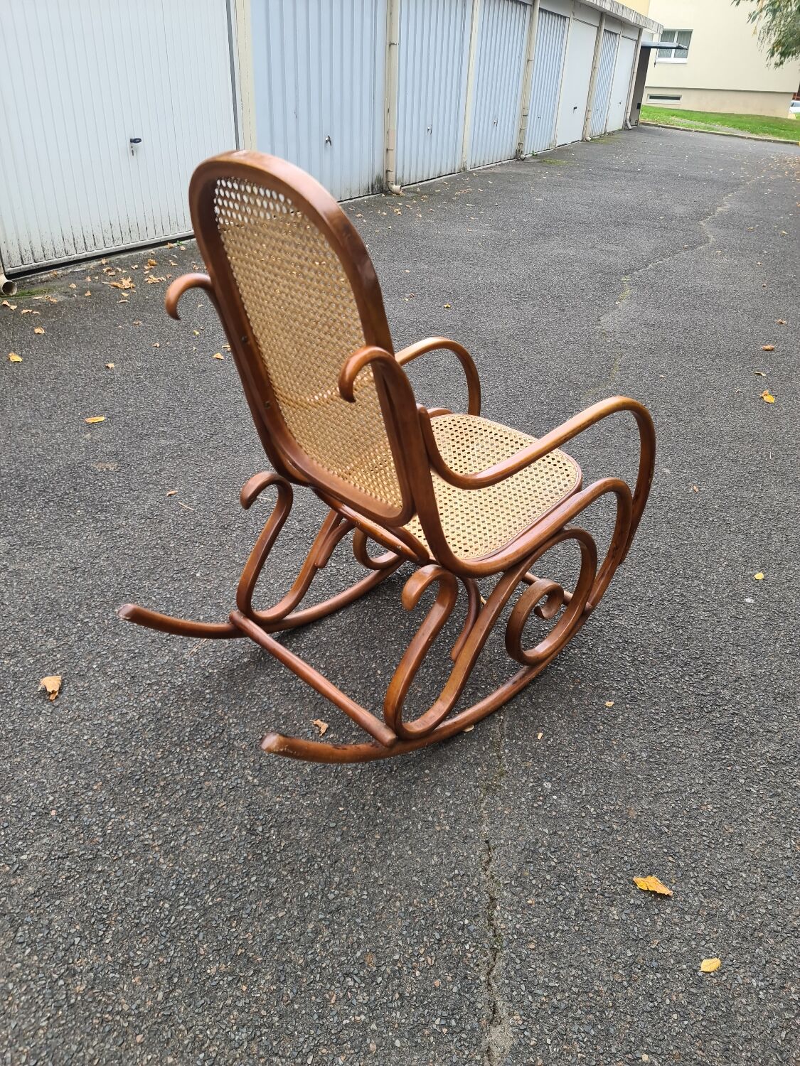 Rocking chair rattan and bentwood Vintage tuna