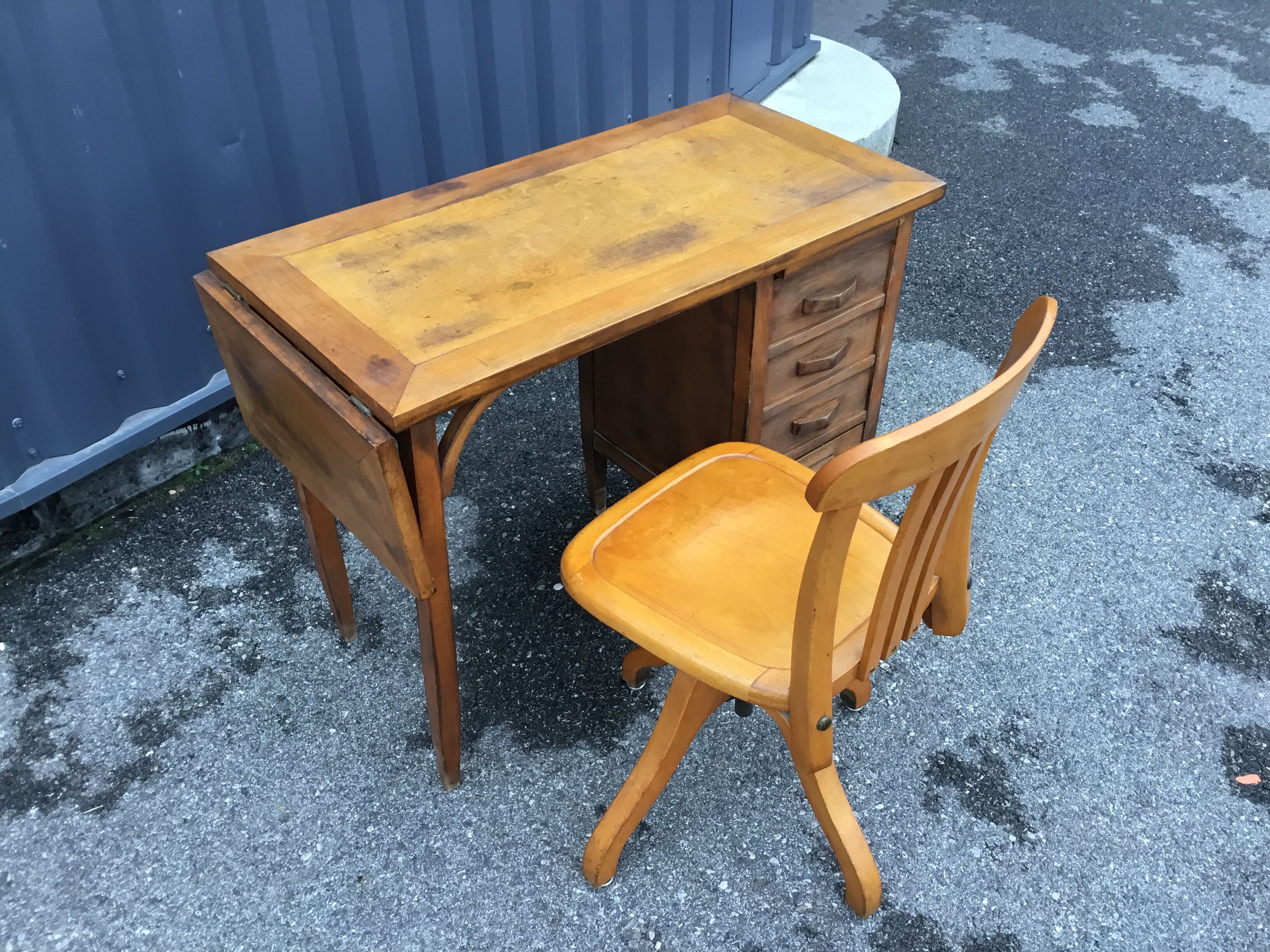 Office and its chair