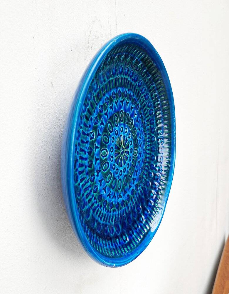 Large wall plate Rimini Blu Italian mid-century by Aldo Londi for Bitossi, 1960s.