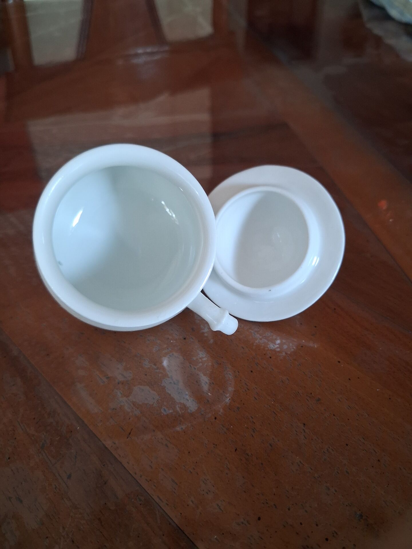 Cream service