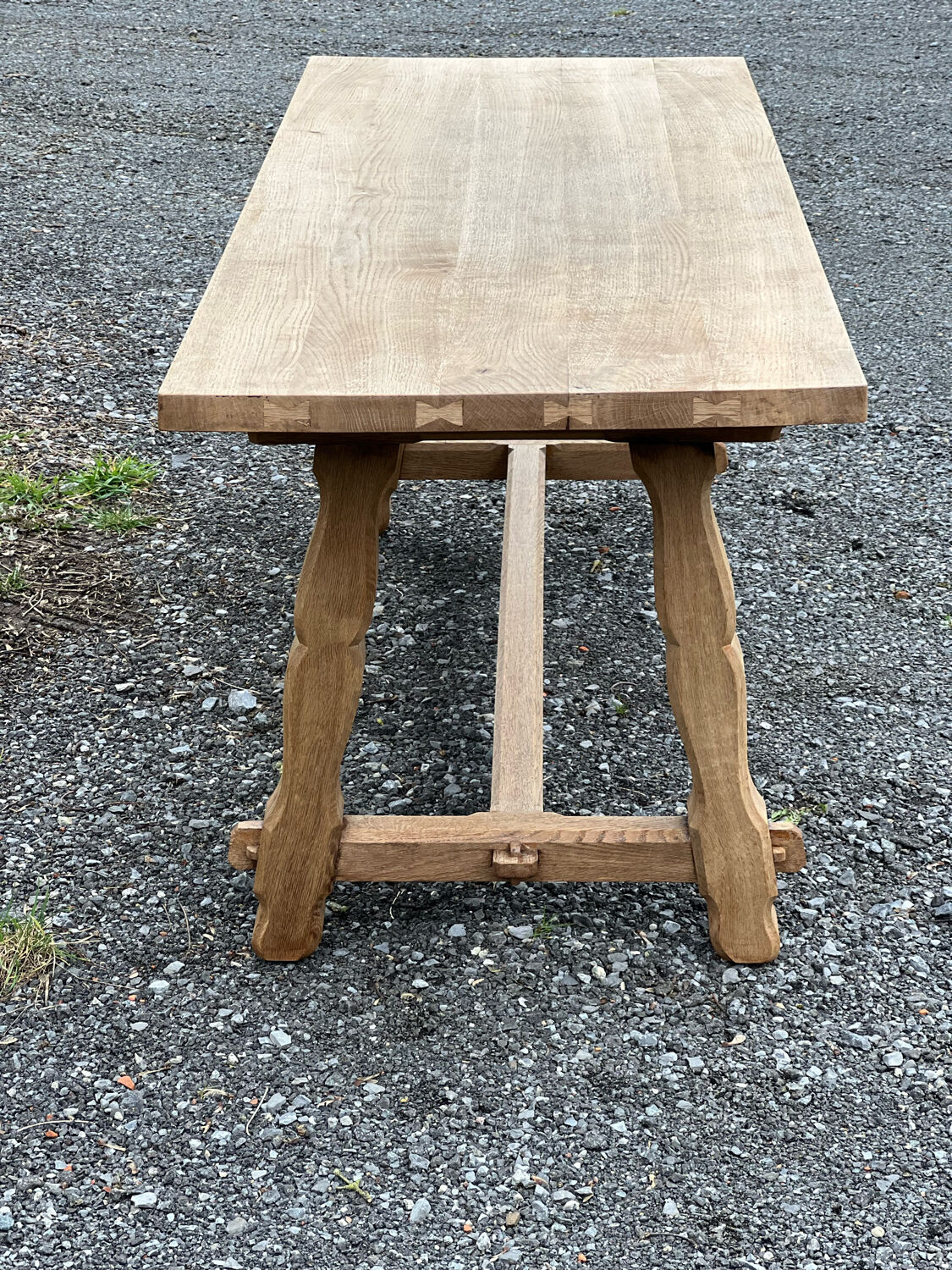 Farmhouse table