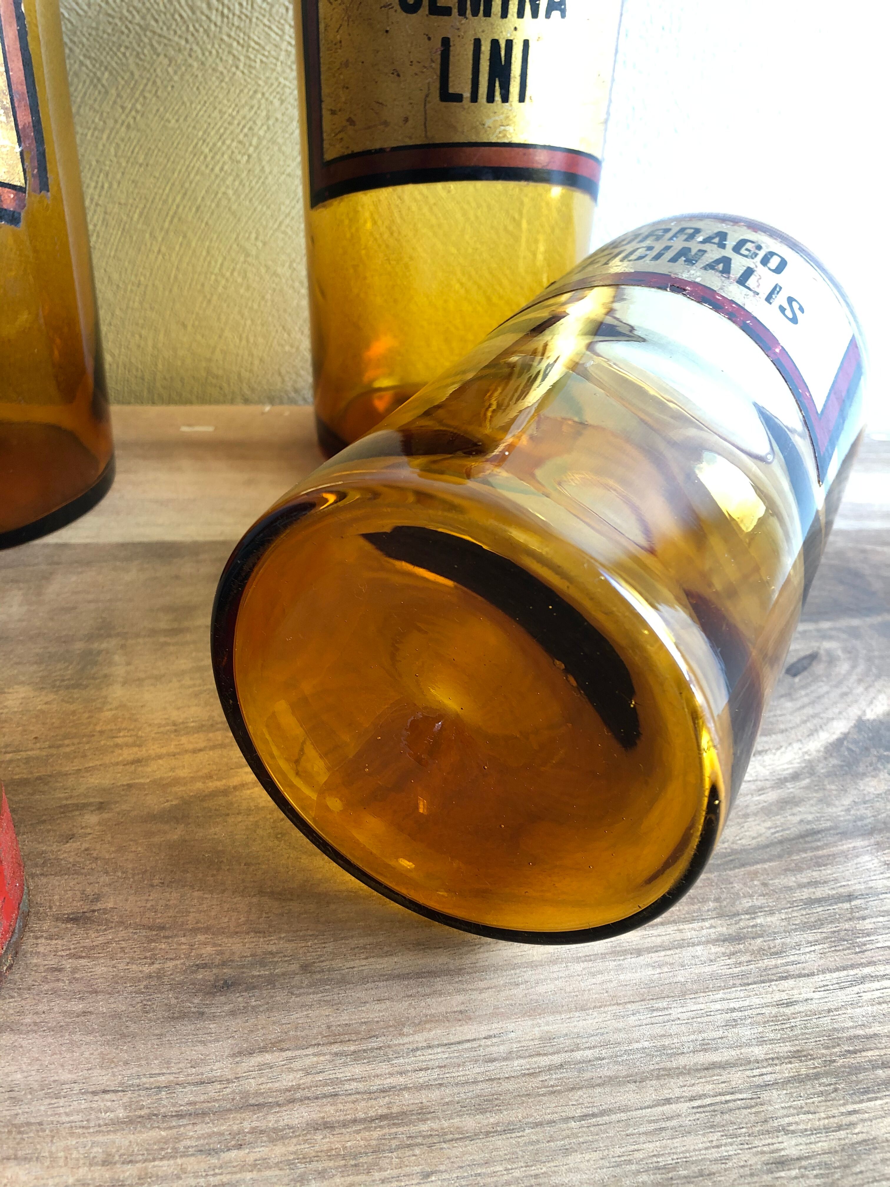 Old pharmacy bottle "Borrago Officinalis" brown glass