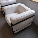 A sofa and two LC2 Cassina armchairs
