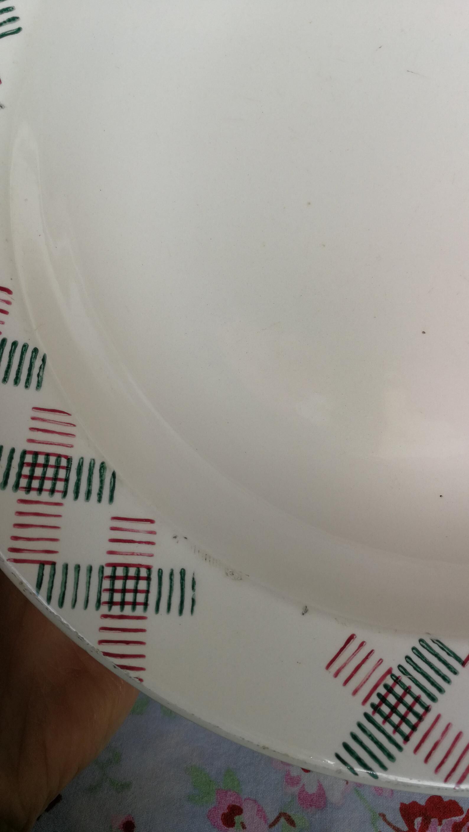 Former Dish Creux Style Art Deco Geometric Forms Vintage Green and Red